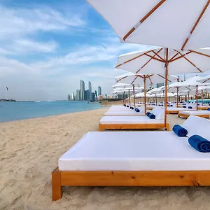 Radisson Blu & Resort, Corniche Semesteranläggning (resort)
